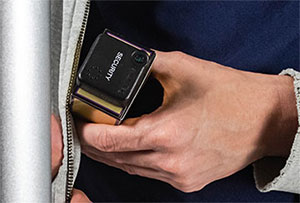 siffron’s 3-alarm LM Tag features an EAS gate sensor that will activate the LM Tag alarm when products cross EAS security gates to prevent potential shoplifters